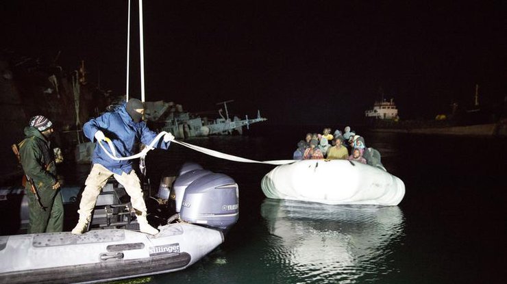 У побережья Италии спасли больше 1600 нелегалов