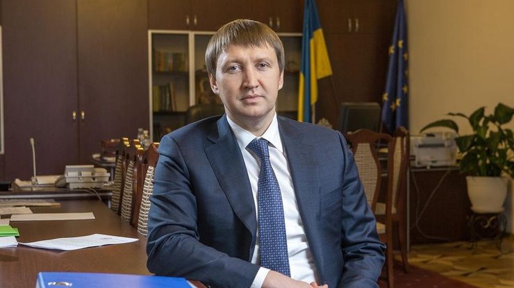 Комитет Верховной Рады поддержал отставку Кутового
