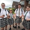 В Великобритании мальчики пришли на занятия в юбках (фото)