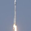 SpaceX запустил Falcon9 с 10 спутниками связи (видео)