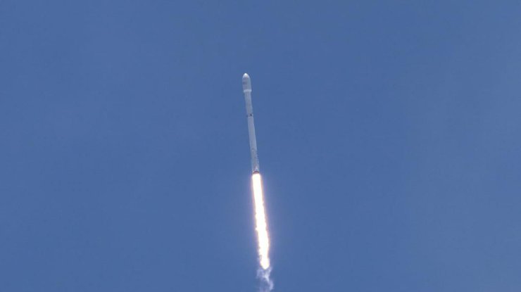 В Space X сообщили об успешном запуске ракеты Falcon 9