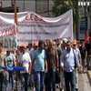 Комунальники в Греції припинили страйкувати і взялися до прибирання
