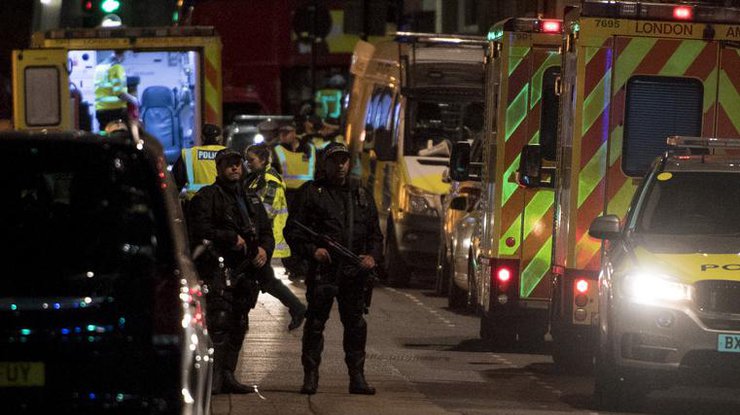 Теракт в Лондоне: хронология событий (фото, видео)