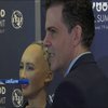 В Женеві представили емоційного робота-гуманоїда