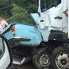 Жуткая авария под Львовом: грузовик Mercedes смял легковушку (фото) 