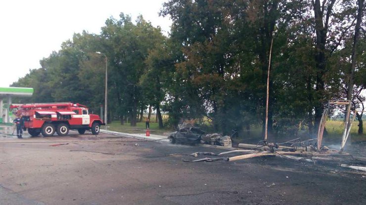 Под Киевом взорвалась автозаправка, есть погибшие 