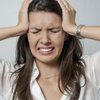 Почему утром болит голова: топ-7 основных причин 