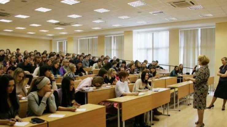 В Украине закрыли 7 университетов 