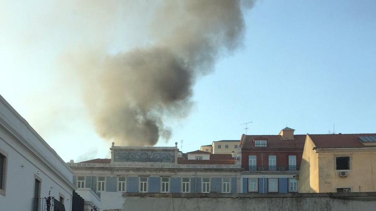 Взрыв в Португалии / Фото: из Twitter 