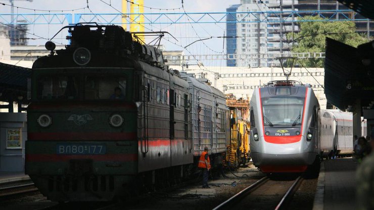В Польшу из Украины запустят еще три поезда