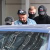 В Москве суд отправил режиссера Серебренникова под домашний арест
