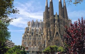 Теракт в Барселоне: злоумышленники планировали взорвать популярные памятники архитектуры