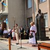 Во Львовской области открыли памятник известному актеру