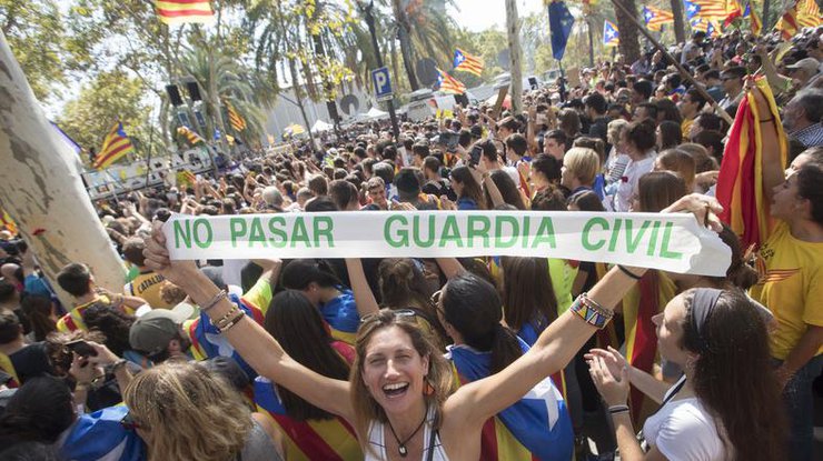 Власти Испании предложили Каталонии сделку