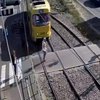 Жуткое видео: в Харькове трамвай "протащил" девушку по рельсам 