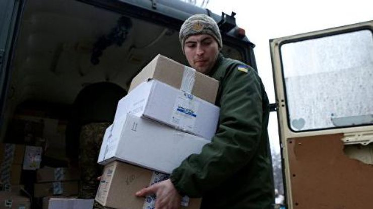 На Донбасс въехали грузовики с гуманитарной помощью 