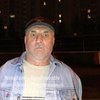 В Киеве пьяный мужчина гонялся за прохожей с ножом (видео) 