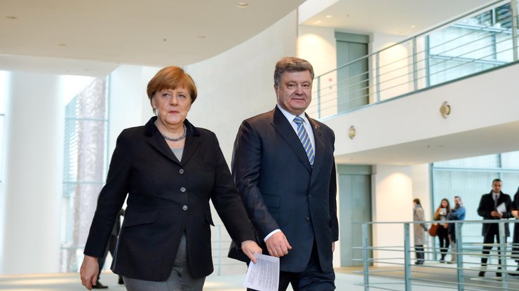 Порошенко поговорил с Меркель: что обсудили лидеры 