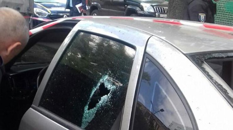 Обстрел авто в Киеве / Фото: полиция 