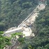 В Колумбии обрушился строящийся мост, погибли люди (фото)