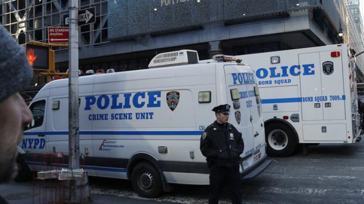 В центре Нью-Йорка произошла перестрелка, есть раненые 