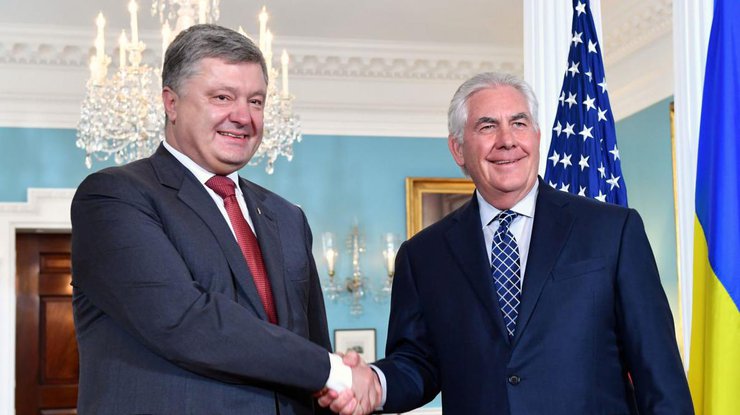 Президент Украины провел в Давосе встречу с госсекретарем США