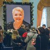 Прощание с Мариной Поплавской: как звезды почтили память актрисы (фото)