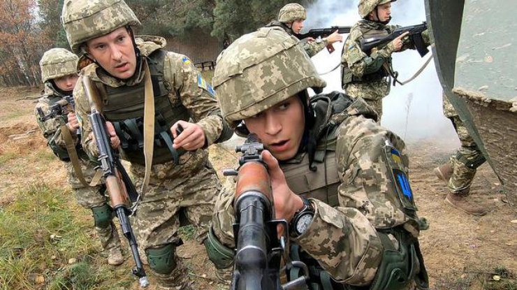 Украинские военные удерживают позиции на Донбассе. Илл.: flickr.com/ministryofdefenceua
