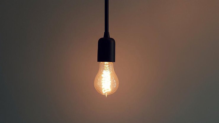 Тарифы на свет могут взлететь сразу на 15%. Фото: pixabay.com