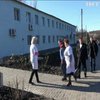 "Жінки за мир" напередодні Дня соціального робітника відвідали будинок для престарілих людей на Донбасі