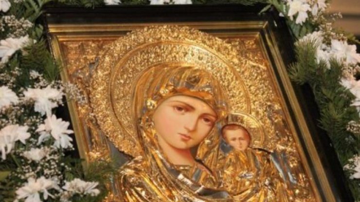Фото: День Казанской иконы Божией Матери