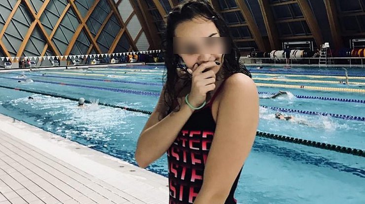 Вице-чемпионка России по плаванию среди юниоров Сафия
