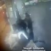 В Киеве на АЗС из-за места в очереди подрались водители (видео)
