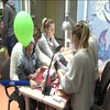 Волонтери влаштували традиційний "День краси" для онкохворих дітей