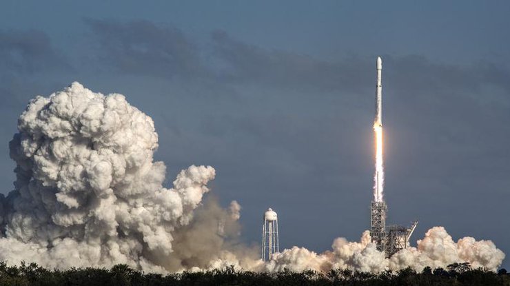 Falcon Heavy: 5 фактов о легендарной ракете 