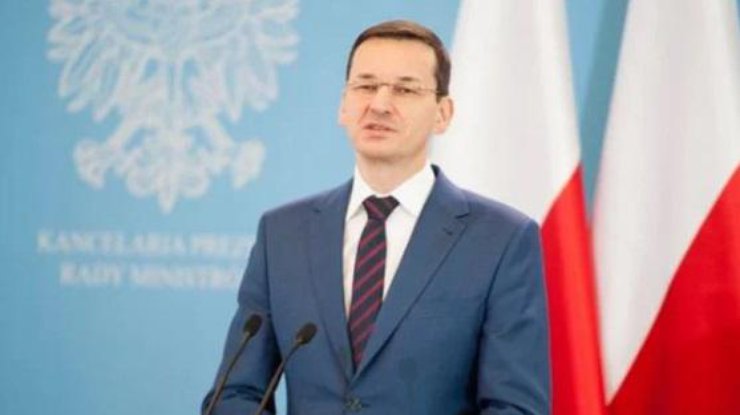 Моравецкий объявил о сокращении числа вице-министров.