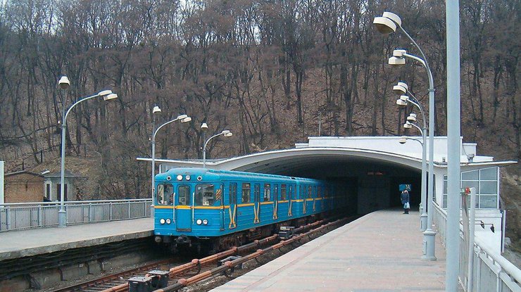 Движение поездов остановлено. Фото: Википедия.