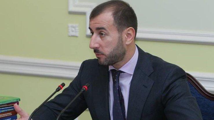 На фото: народный депутат Сергей Рыбалка