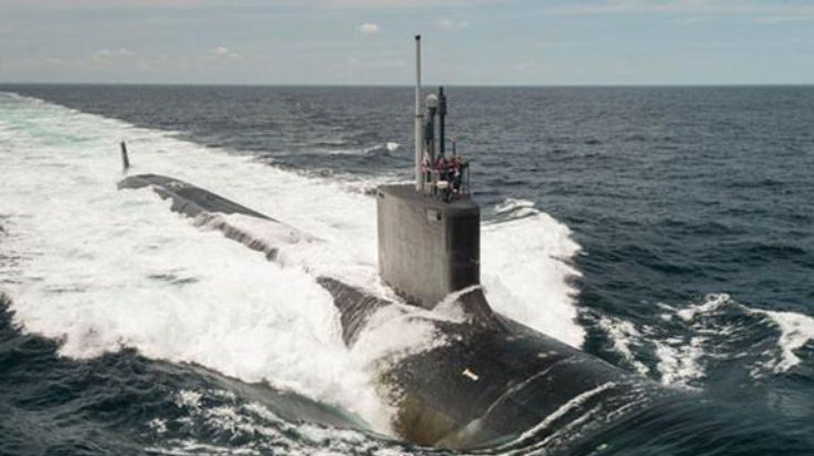Фото: подводная лодка USS John Warner, с которой были запущены ракеты