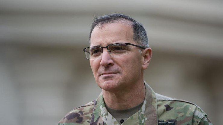 Главнокомандующий Вооруженными силами США в Европе Кертис Скапаротти.