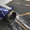 Двигатель самолета взорвался во время рейса, есть жертвы 