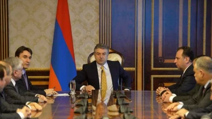 Протесты в Ереване: назван исполняющий обязанности премьер-министра Армении
