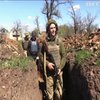 На Донбасі за українськими військовими полюють ворожі снайпери