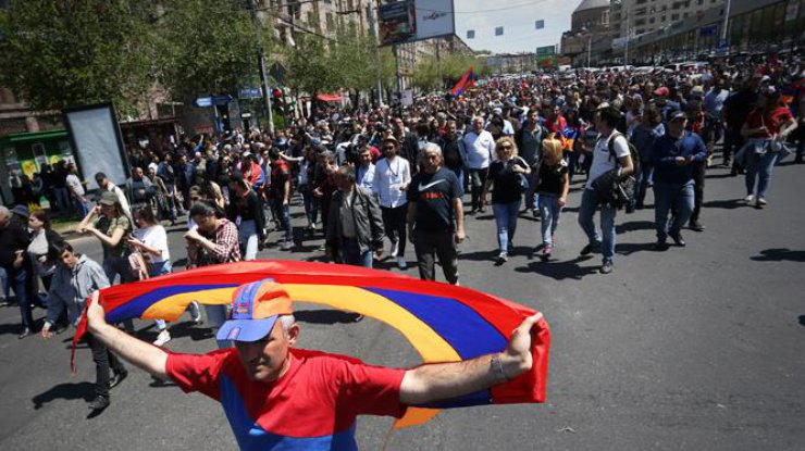 Протесты в Армении 