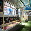В киевском метрополитене появился "вагон-стадион"