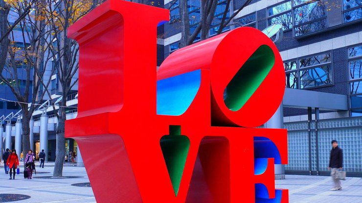 В США умер создатель легендарной скульптуры LOVE