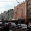 В центре Киева дипломат на авто врезался в автобус