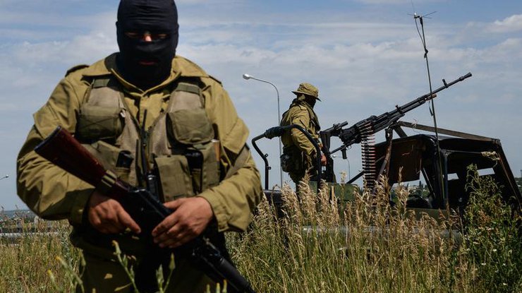 Боевик пытал украинских военных 