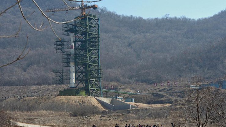 Северная Корея начала демонтаж ракетно-космического комплекса Сохе