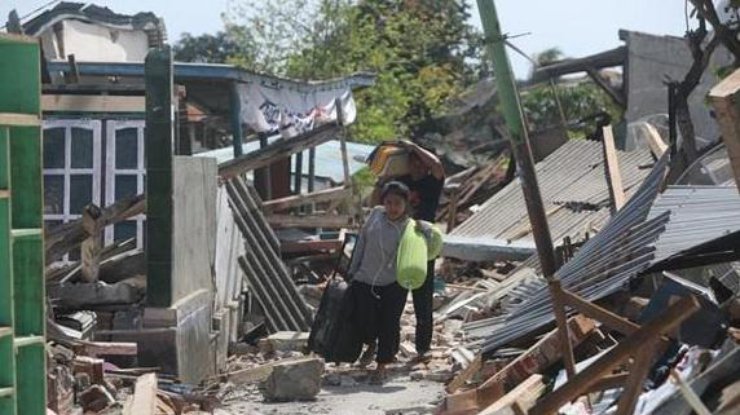 Разрушения на острове Ломбок 